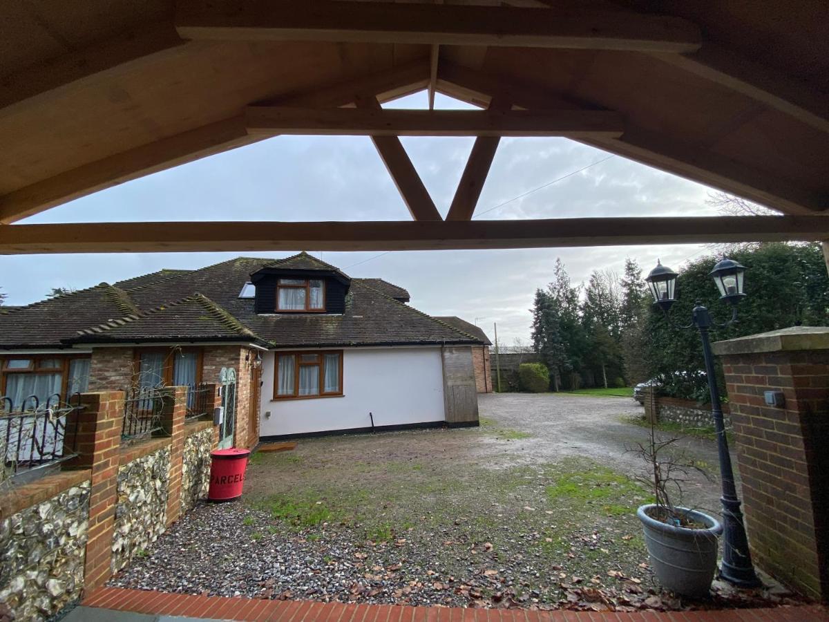 צ'יצ'סטר Mulberry Cottage Near Goodwood מראה חיצוני תמונה