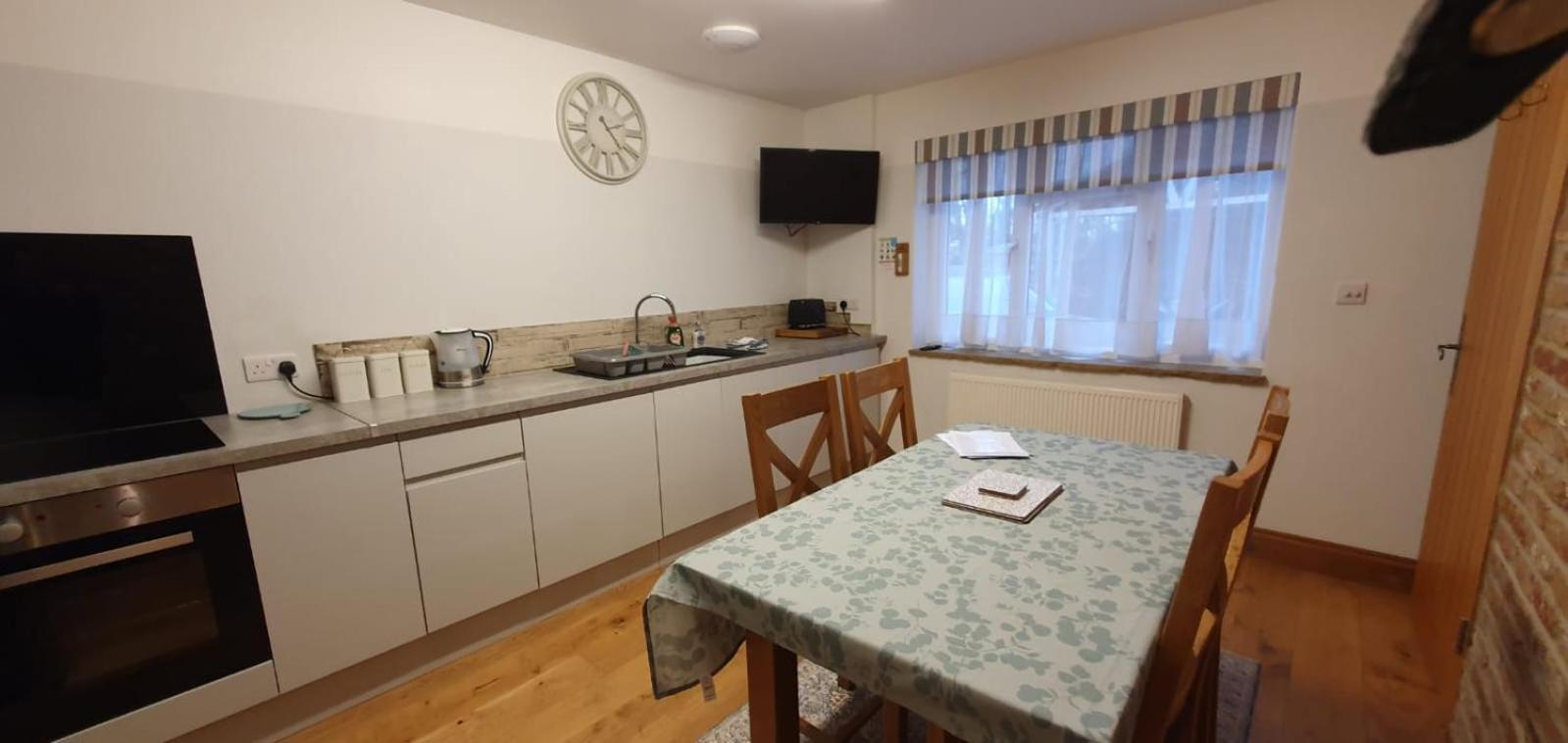 צ'יצ'סטר Mulberry Cottage Near Goodwood מראה חיצוני תמונה