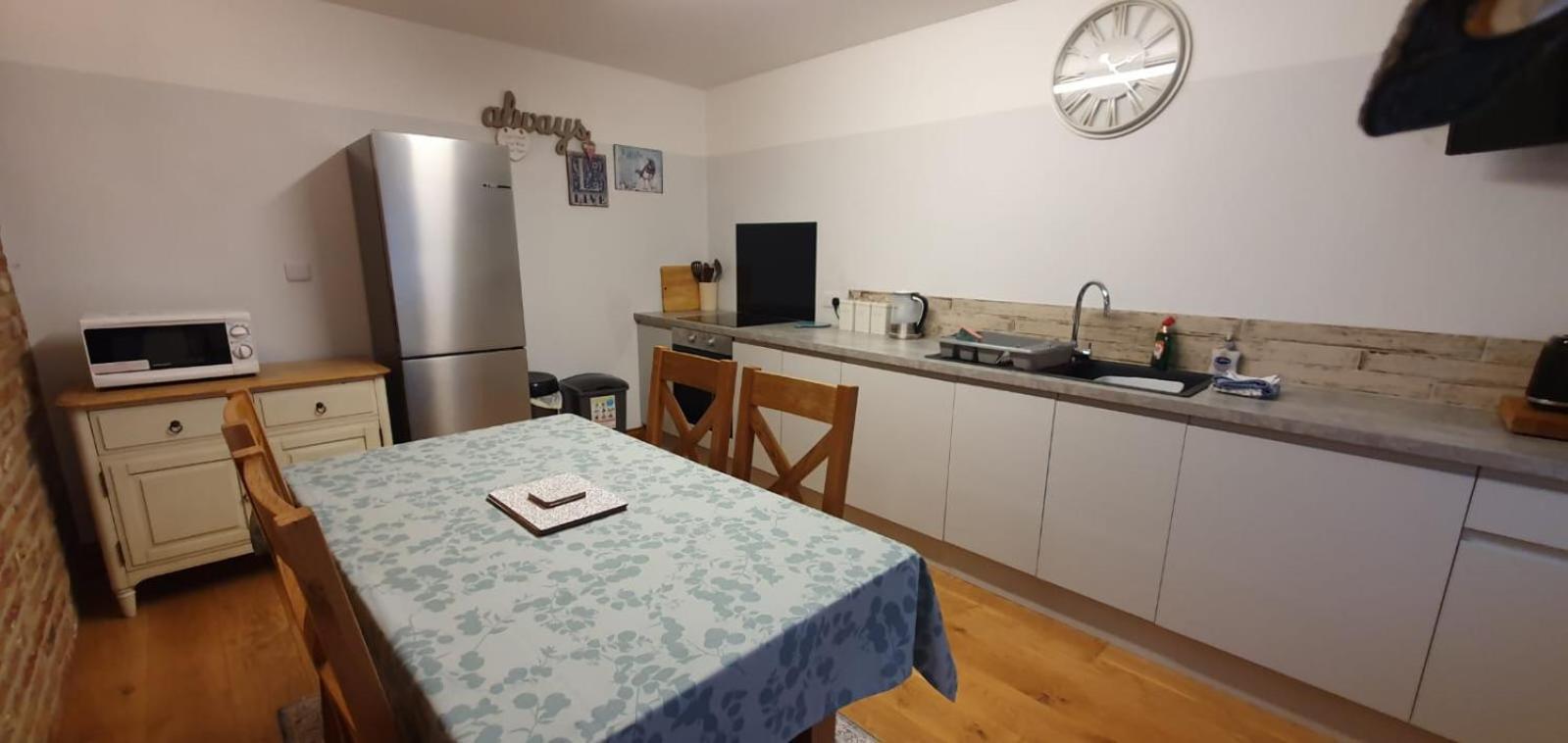 צ'יצ'סטר Mulberry Cottage Near Goodwood מראה חיצוני תמונה